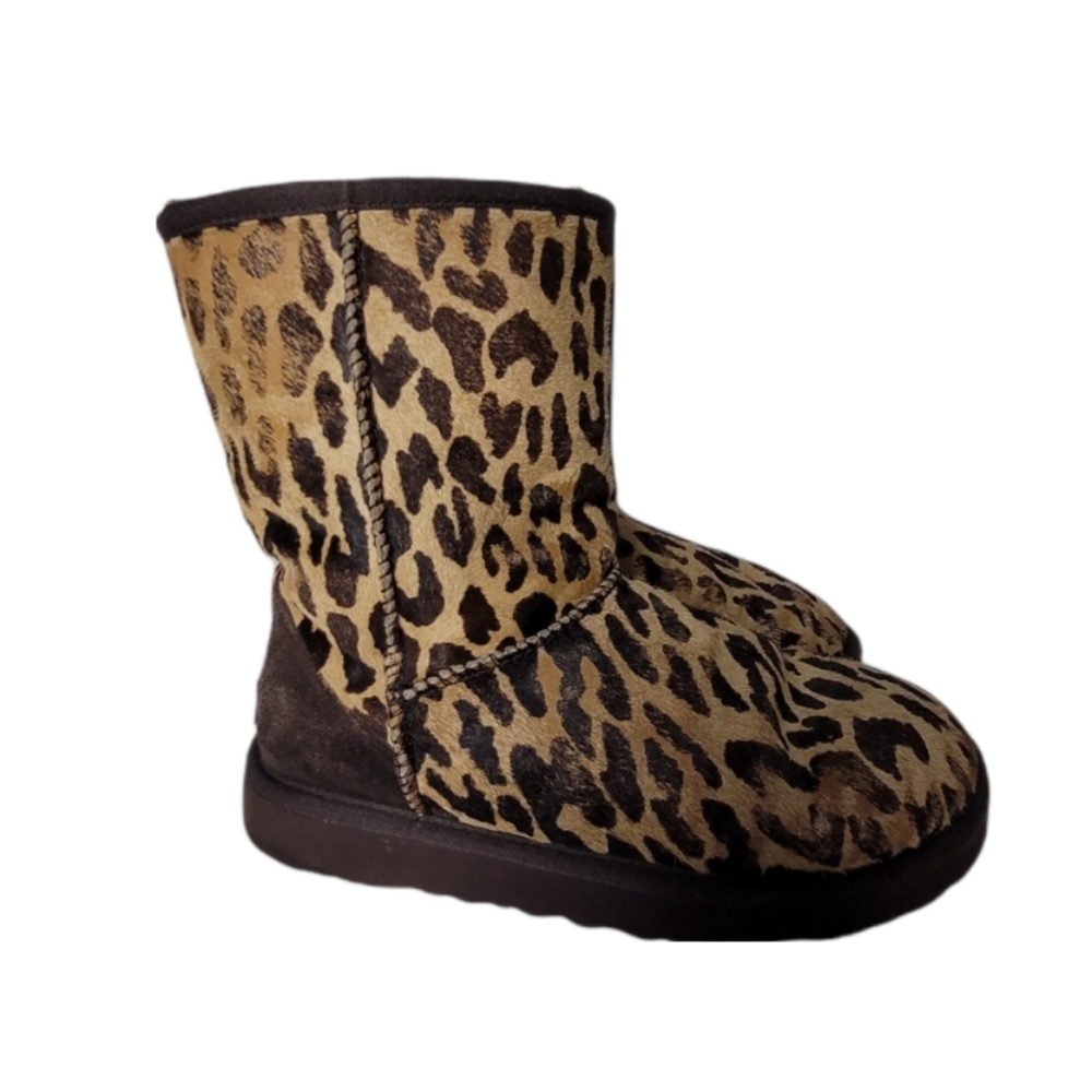 UGG Calf Hair Exotic Short Cheetah Boots Size 7